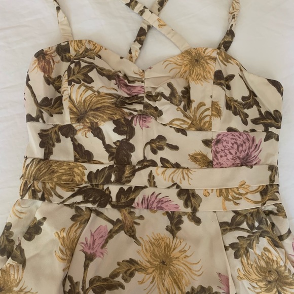 Beautiful Aritzia summer dress - Picture 2 of 4